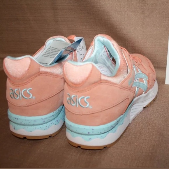 ASICS Gel Lyte Coral Reef Sneakers - Picture 2 of 4
